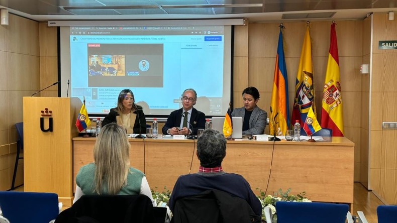  La UNAD ofrece cursos gratuitos a colombianos en España 