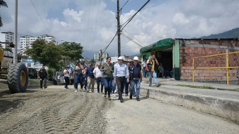 En 15 días terminarán obras de pavimentación de la Guabinal entre calles 15 y 19, promete la Alcaldía de Ibagué