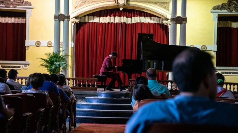 Prográmese: disfrute de música clásica en el IX Festival Internacional de Piano