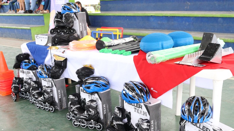 “El deporte es la semilla de la felicidad”: Mindeporte y Cemex entregaron artículos deportivos a niños en Payandé