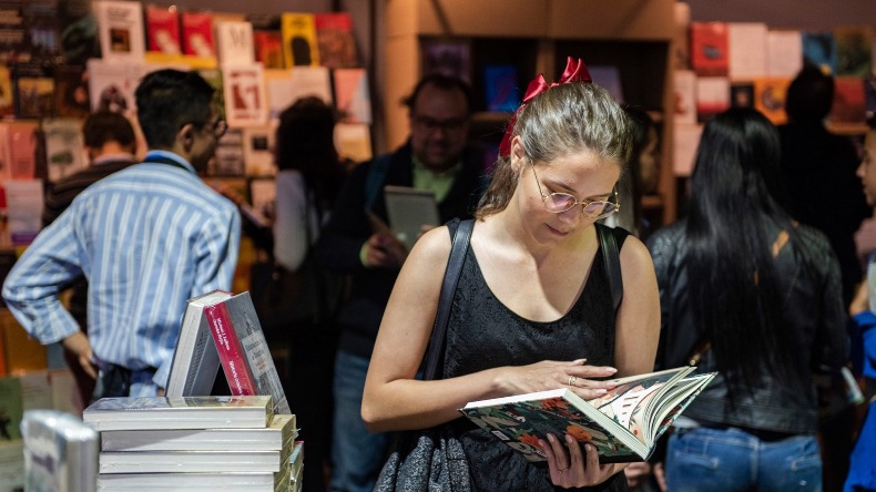 Amantes de la lectura: luego de tres años de espera, regresa de manera presencial la Feria del Libro a Bogotá