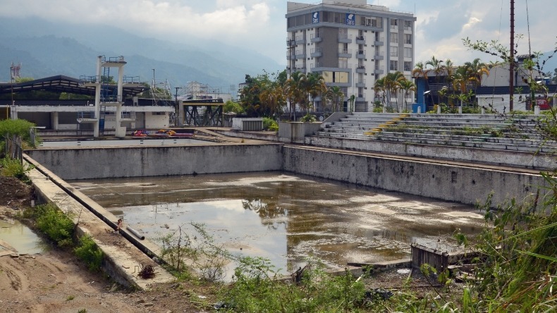 Alcaldía y Gobernación adjudicarán 'contrarreloj' más de  $26.300 millones para adecuar las piscinas de la calle 42 en Ibagué