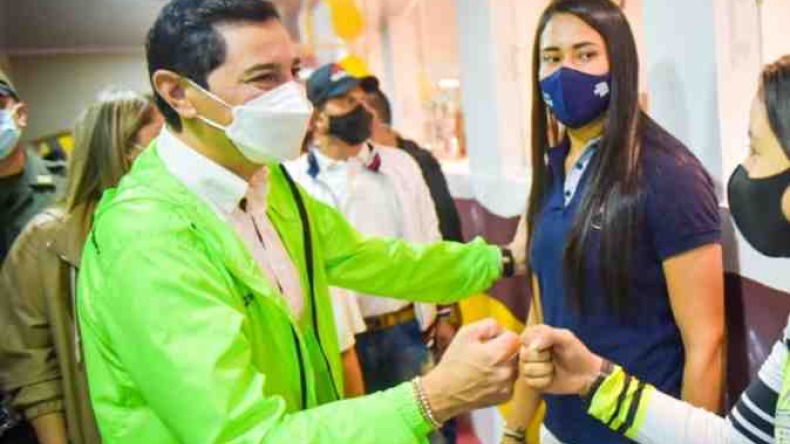 Alcalde Hurtado admitió que sí asistió al partido Colombia - Argentina