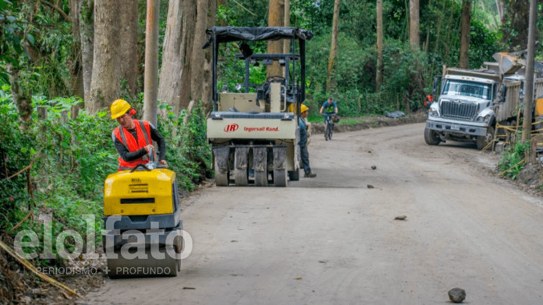 Lluvias y paro nacional han retrasado trabajos en la pavimentación de la vía Ibagué - Juntas