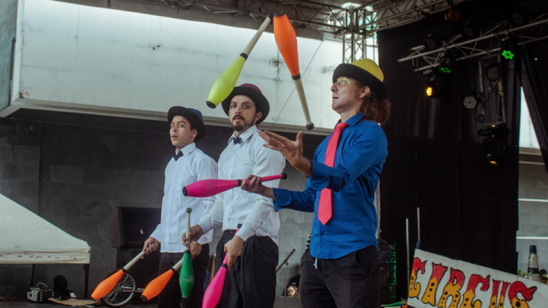 Prográmese y disfrute de talleres, competencias y presentaciones de circo en el Teatro Tolima