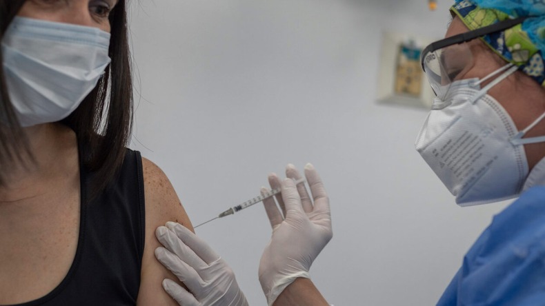 Ya se han aplicado 5 millones de vacunas contra el COVID-19 en Colombia