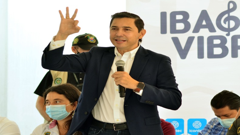 Alcalde de Ibagué, Andrés Hurtado.
