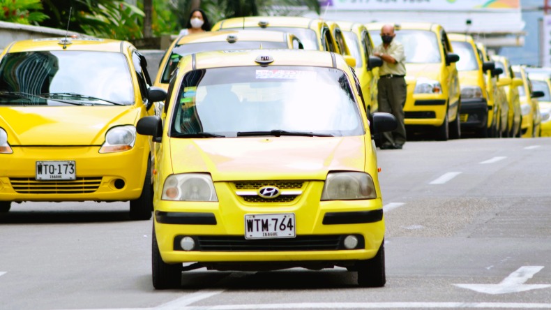 Anuncian que al menos 500 taxistas saldrán a bloquear las principales glorietas de la ciudad