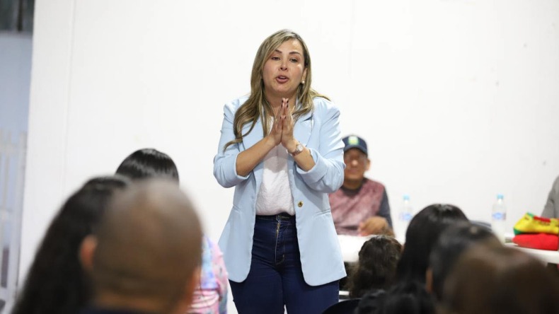 Johana Aranda, candidata de Andrés Hurtado, rechazó el aval de Roy Barreras y ruega por la bendición del uribismo