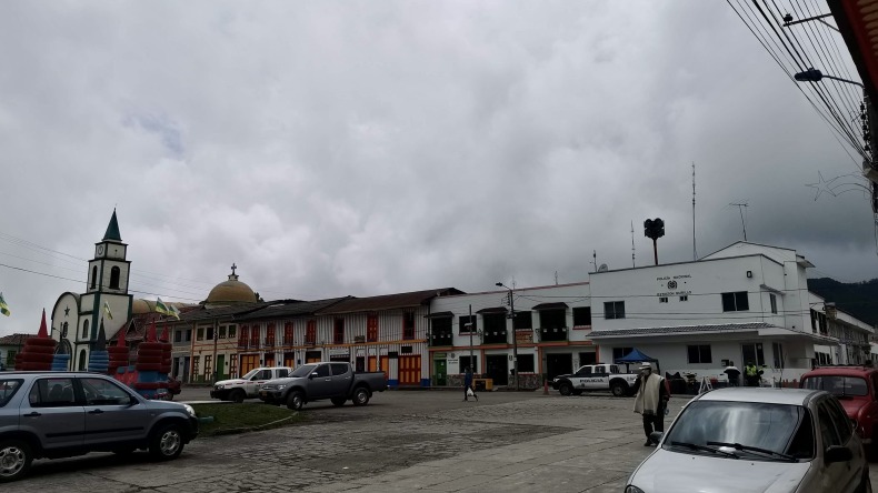 Cerca 1.500 familias del Tolima deben salir de las zonas de riesgo del Volcán Nevado del Ruiz