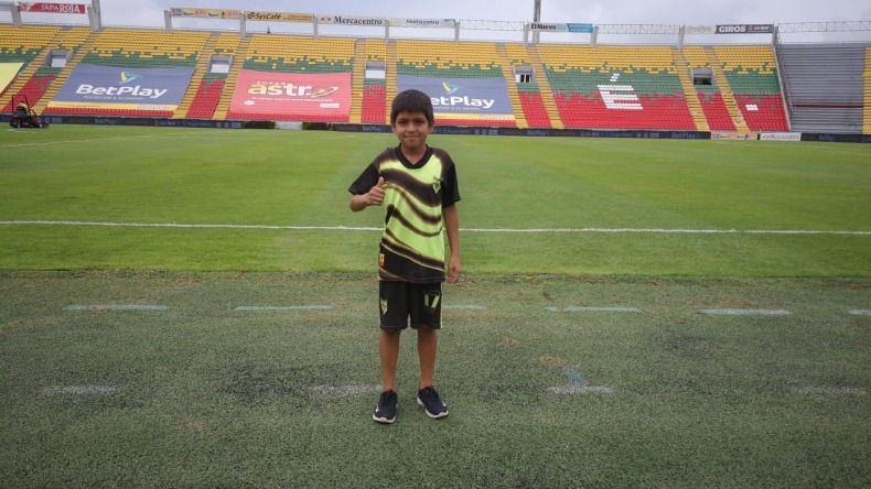 Alcaldía le cumplió el sueño a un niño de conocer el Estadio Manuel Murillo Toro 