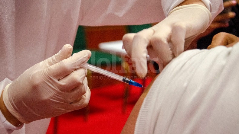 Vacunación COVID: cinco puntos habilitados durante este lunes en Ibagué