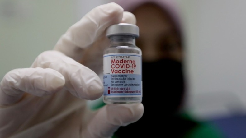 Aplicarán segundas dosis de la vacuna de Moderna contra el COVID-19 en la U. Cooperativa