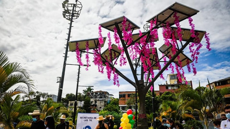 Inauguraron segundo árbol solar de energía renovable en Ibagué
