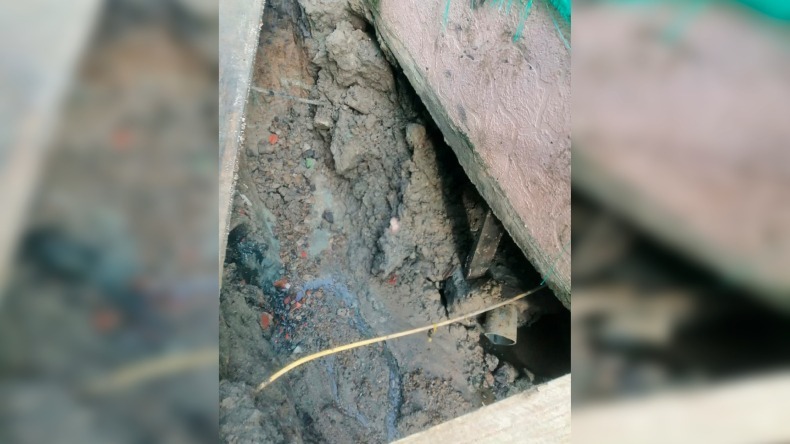 En el barrio Topacio denuncian que varias viviendas se hunden por daños durante trabajos del Ibal