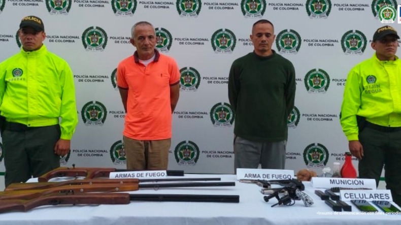 A la cárcel dos hombres que portaban armas y municiones en Ibagué