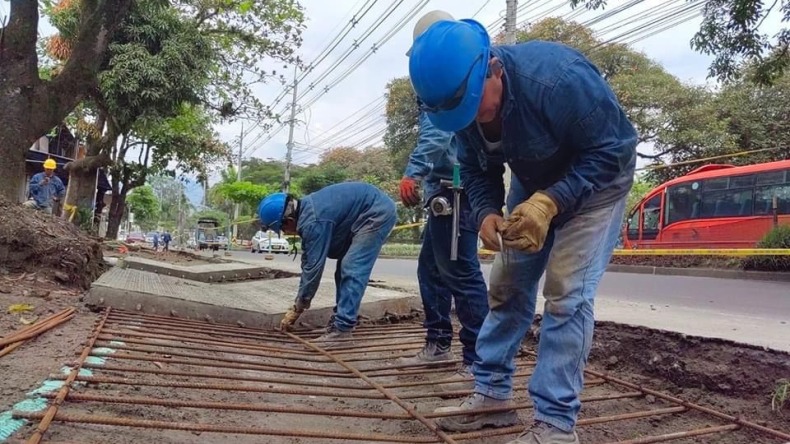 Alcaldía de Ibagué tuvo que invertir $700 millones para corregir la chambonada de la pavimentación de la avenida Mirolindo