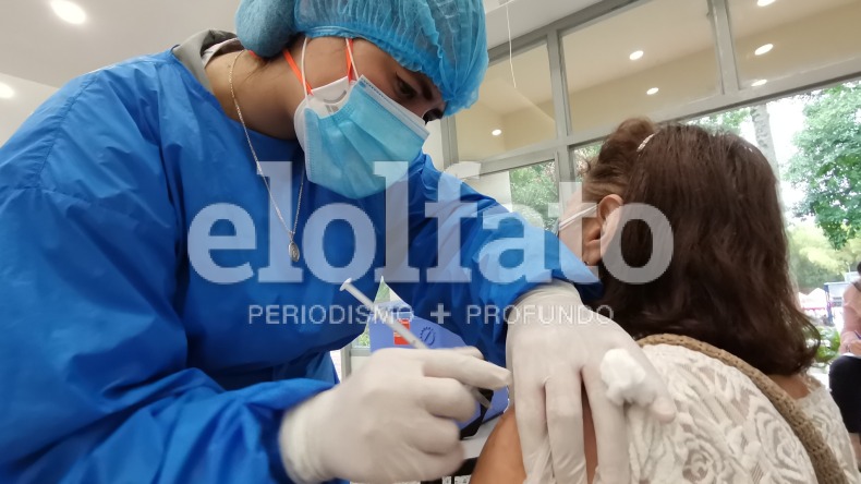 Esta semana iniciará vacunación contra el COVID-19 para personas entre 55 y 59 años en Ibagué 