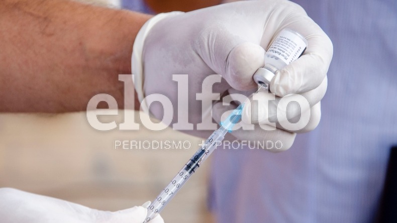 Contraloría revela que 328 personas mayores de 120 años fueron vacunadas contra el COVID-19