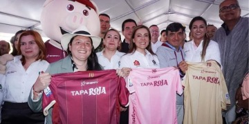 Gobernadora ratificó el patrocinio de Tapa Roja al Deportes Tolima 