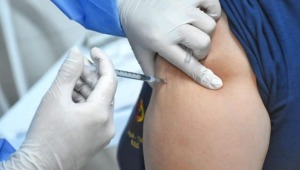 El 27 de abril llegarán a Colombia un millón de vacunas de Sinovac 