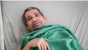 Crece preocupación por familias que dejan abandonados a pacientes en el Hospital Federico Lleras