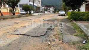 Más tierra que pavimento: denuncian calles en pésimo estado en el emblemático barrio Belén