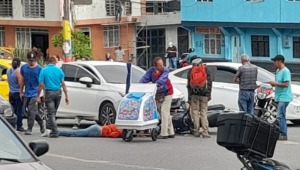 Conductor se habría pasado un semáforo en rojo y atropelló una motociclista en Ibagué