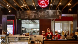 James Rodríguez conquista Ibagué con su emprendimiento de café 'Dos molinos'