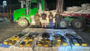 Cae otro ‘narcocamión’ con millonario cargamento de droga en el Tolima