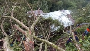 Deslizamiento de tierra cayó sobre una familia en el Tolima