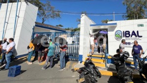 Funcionarios del Ibal no pueden ir a trabajar: manifestantes les bloquearon el ingreso