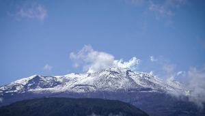 Volcán Nevado del Ruíz sigue presentando comportamiento inestable