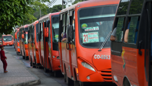 Transportadores piden que el pasaje de la buseta en Ibagué suba $250