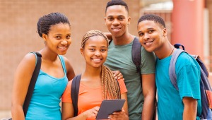 Jóvenes de comunidades negras podrán acceder a créditos condonables con el Icetex