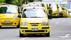 Anuncian que al menos 500 taxistas saldrán a bloquear las principales glorietas de la ciudad