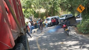 Muere una pareja de motociclistas en la vía Ibagué - Rovira