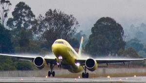 Superintendencia de Transporte anunció investigación en contra de Viva Air tras suspender todas sus operaciones