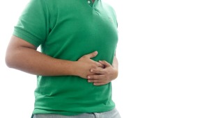 Trastornos digestivos más comunes en época de fiestas y cómo prevenirlos