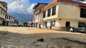 Los 'cráteres' del barrio Restrepo que hacen vibrar a los ciudadanos en Ibagué