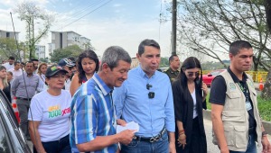 Hurtado promete pavimentar 25 calles de la avenida Ambalá en 45 días