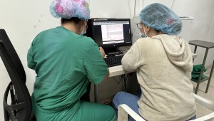 Alerta por inminente migración de médicos colombianos  