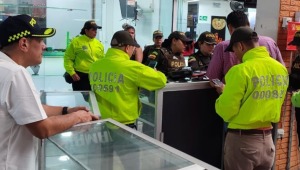 Por comprar celulares robados, capturaron a una persona en el centro comercial Los Panches