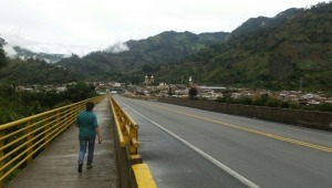 Paso a un carril en el corredor Cajamarca - Ibagué por mantenimiento de la vía