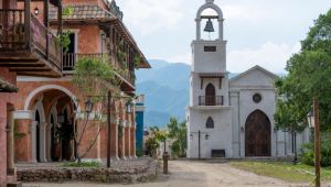 En Alvarado, Tolima, se construyó un pueblo para Netflix