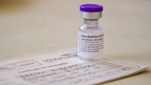 Vacuna de PFizer sería segura para menores de 5 a 11 años 