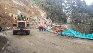Derrumbe ocasionó cierre total de la vía Calarcá-Cajamarca