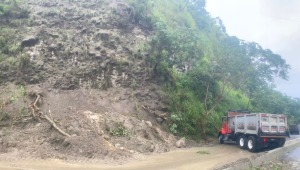 Deslizamiento de tierra provocó cierre total temporal del Alto de Gualanday