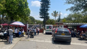 Desmayos tras incidente con gas pimienta en el INEM Manuel Murillo Toro 