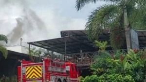 Bomberos controlaron incendio en el restaurante Don Pedro de la calle 60